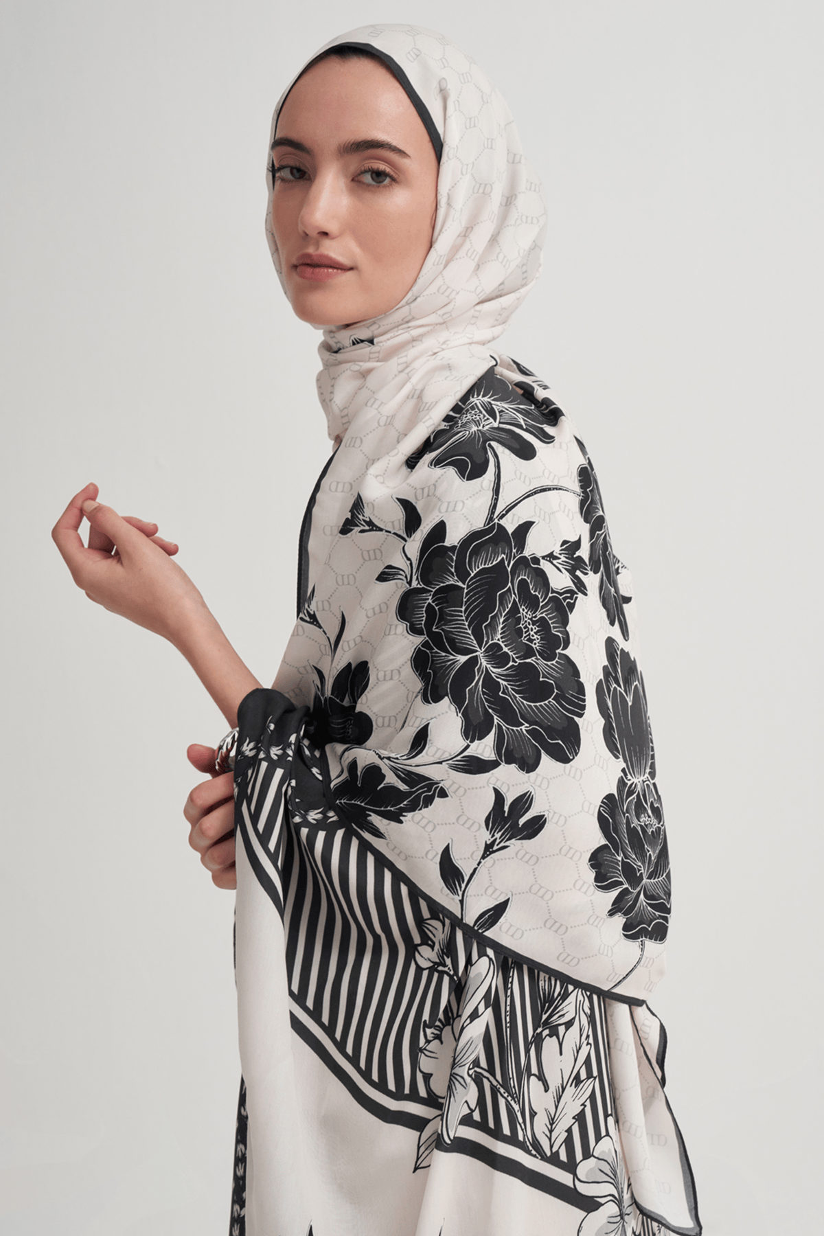Novera Monogram Viscose Scarf Cream