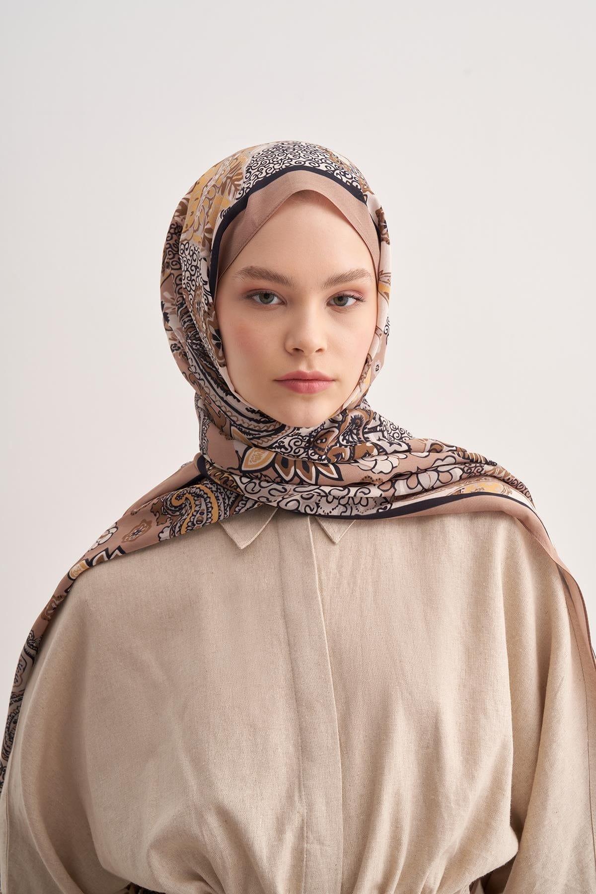 Royal Vela Viscose Scarf Mink