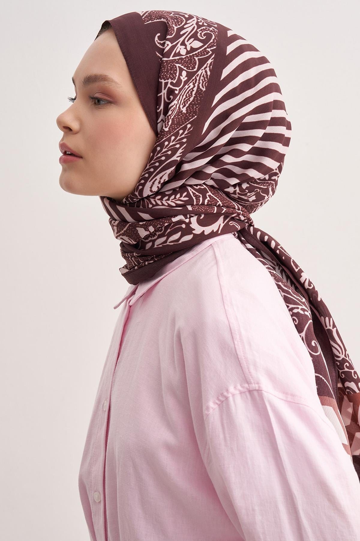 sahra-vela-viscose-scarf-burgundy-2372.jpg
