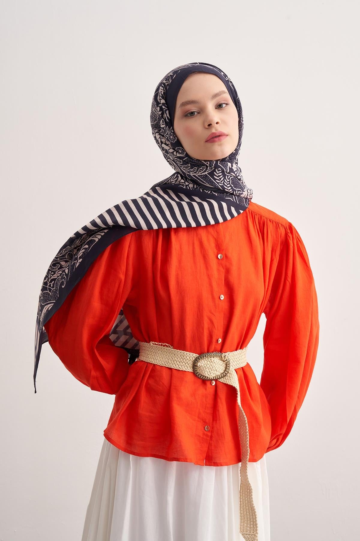 sahra-vela-viscose-scarf-dark-navy-2368.jpg