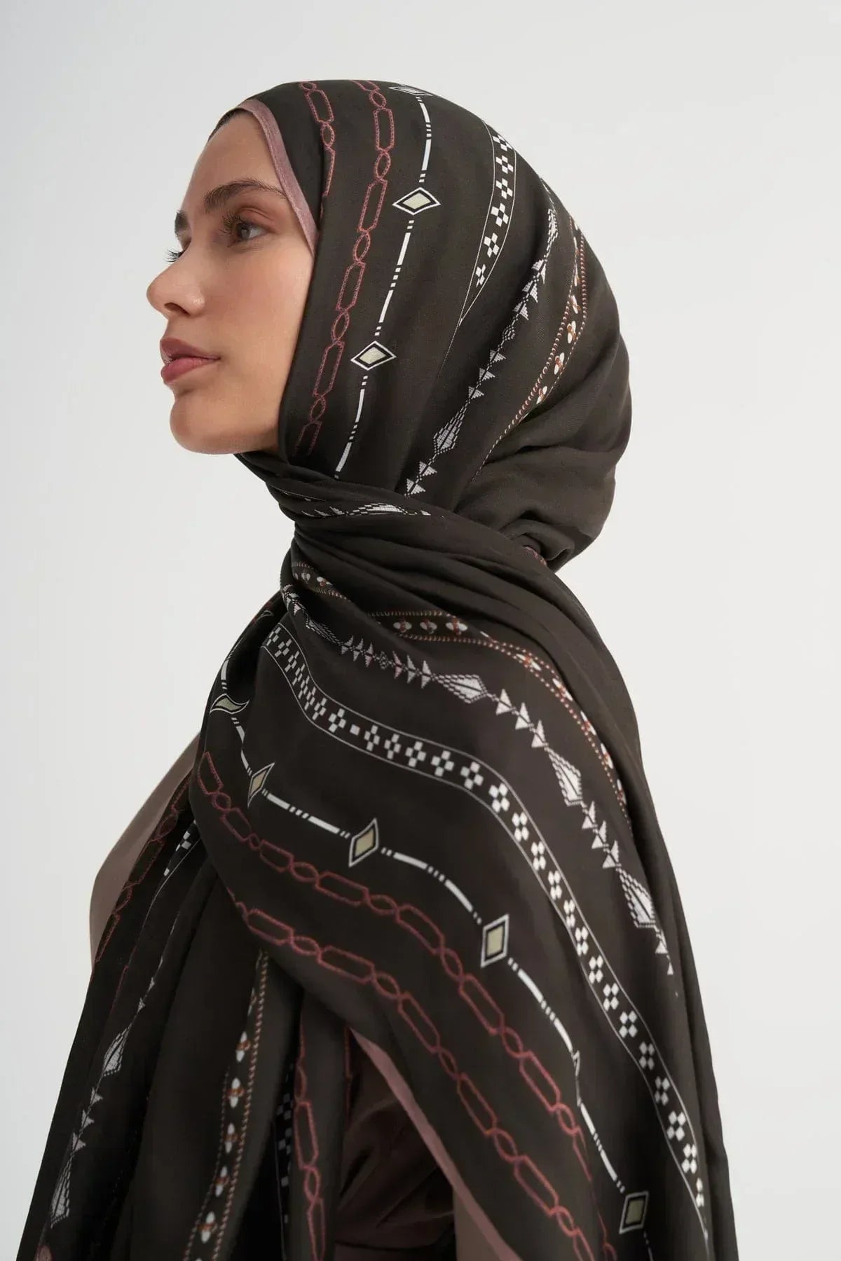saphira-incira-viscose-bitter-brown-5067 - Carell Hijab