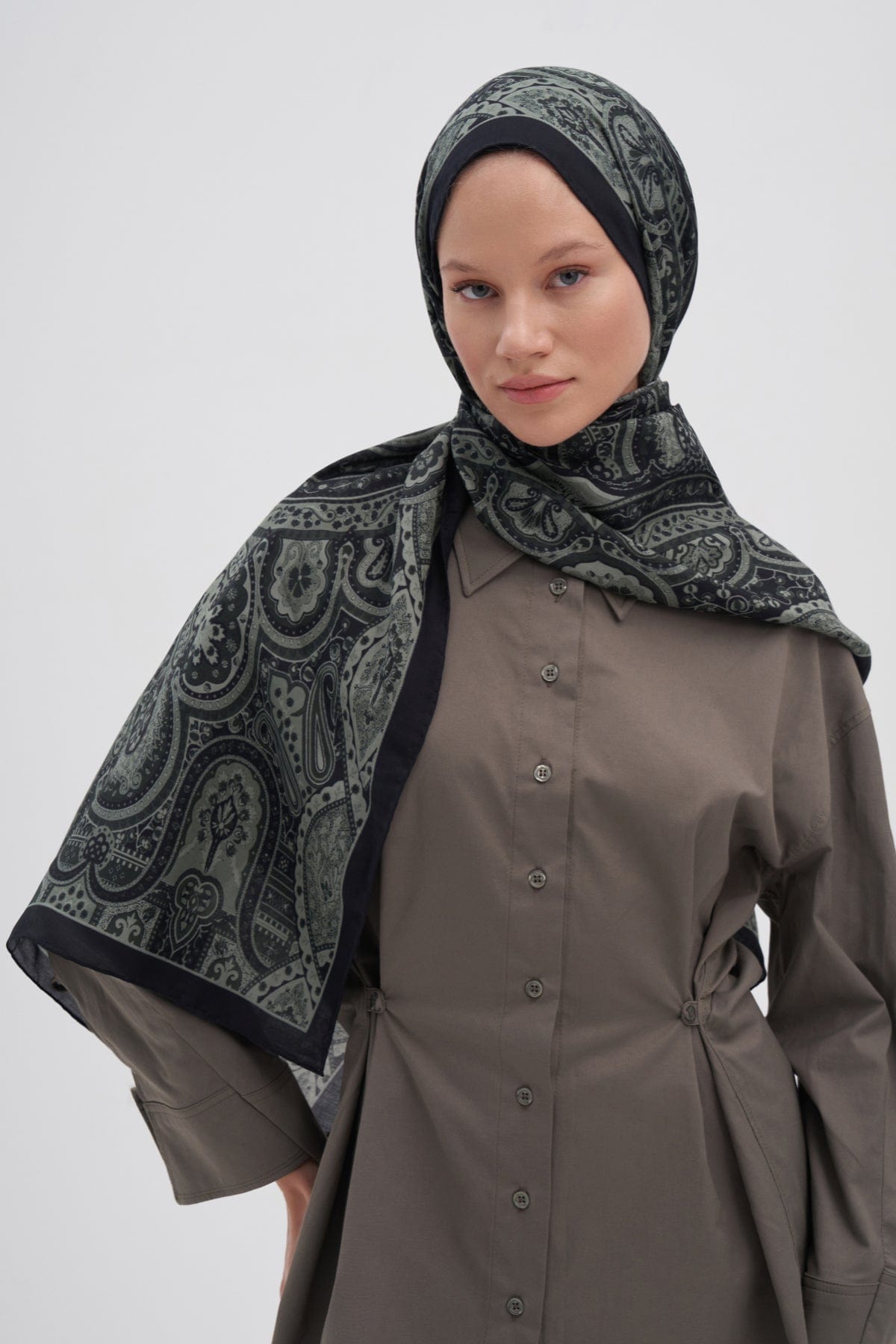 Saphire Early Silk Scarf Soft Green