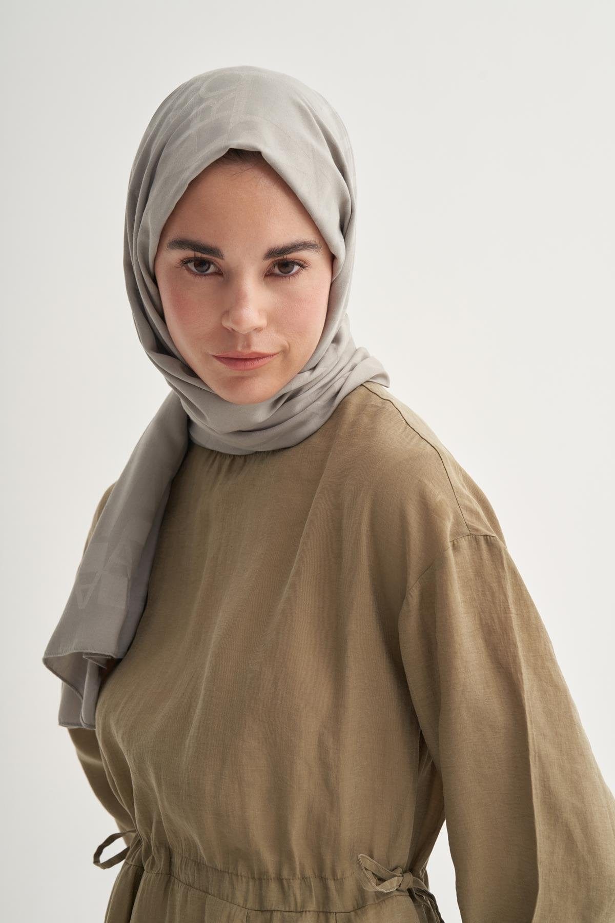 Script Pattern Jacquard Italian Silk Scarf Light Light Grey