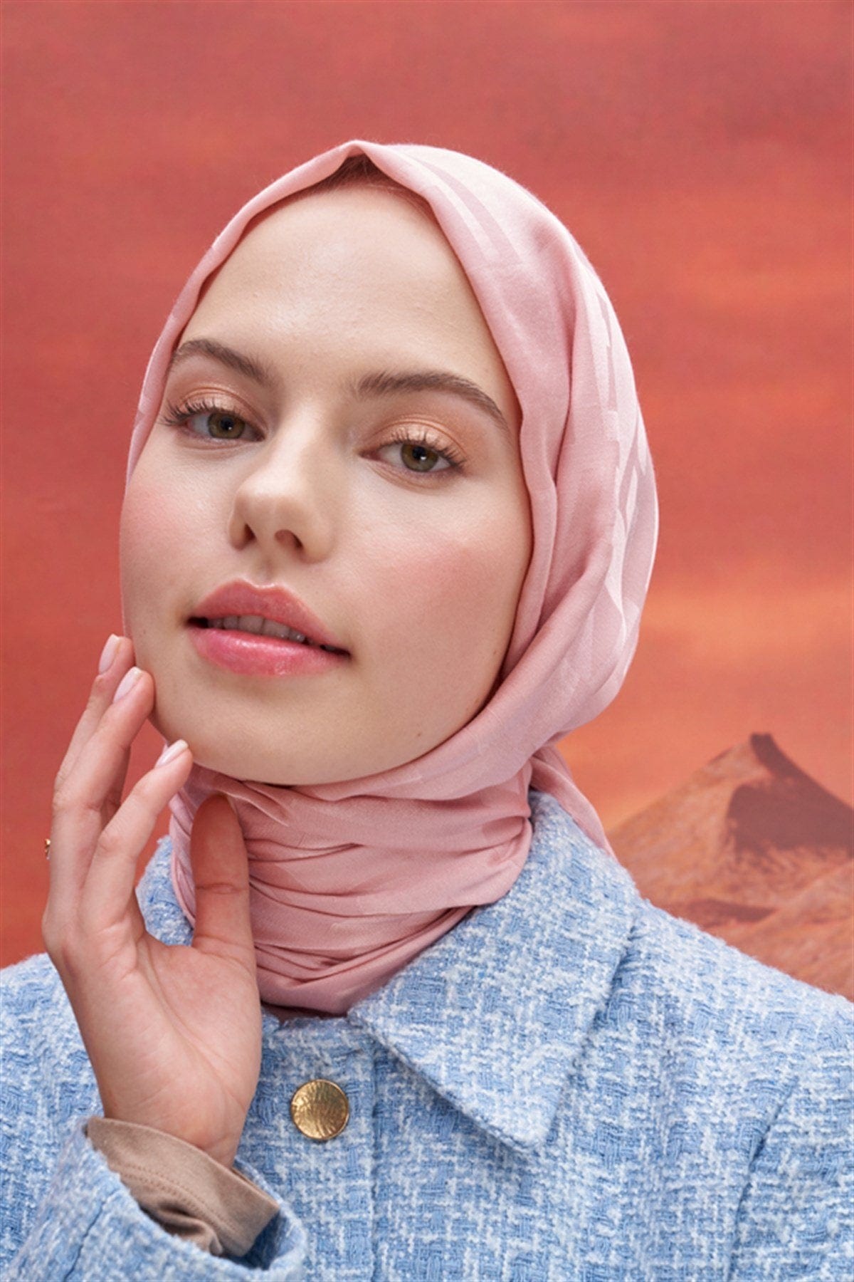 script-pattern-jacquard-italian-silk-scarf-powder-pink-538.jpg