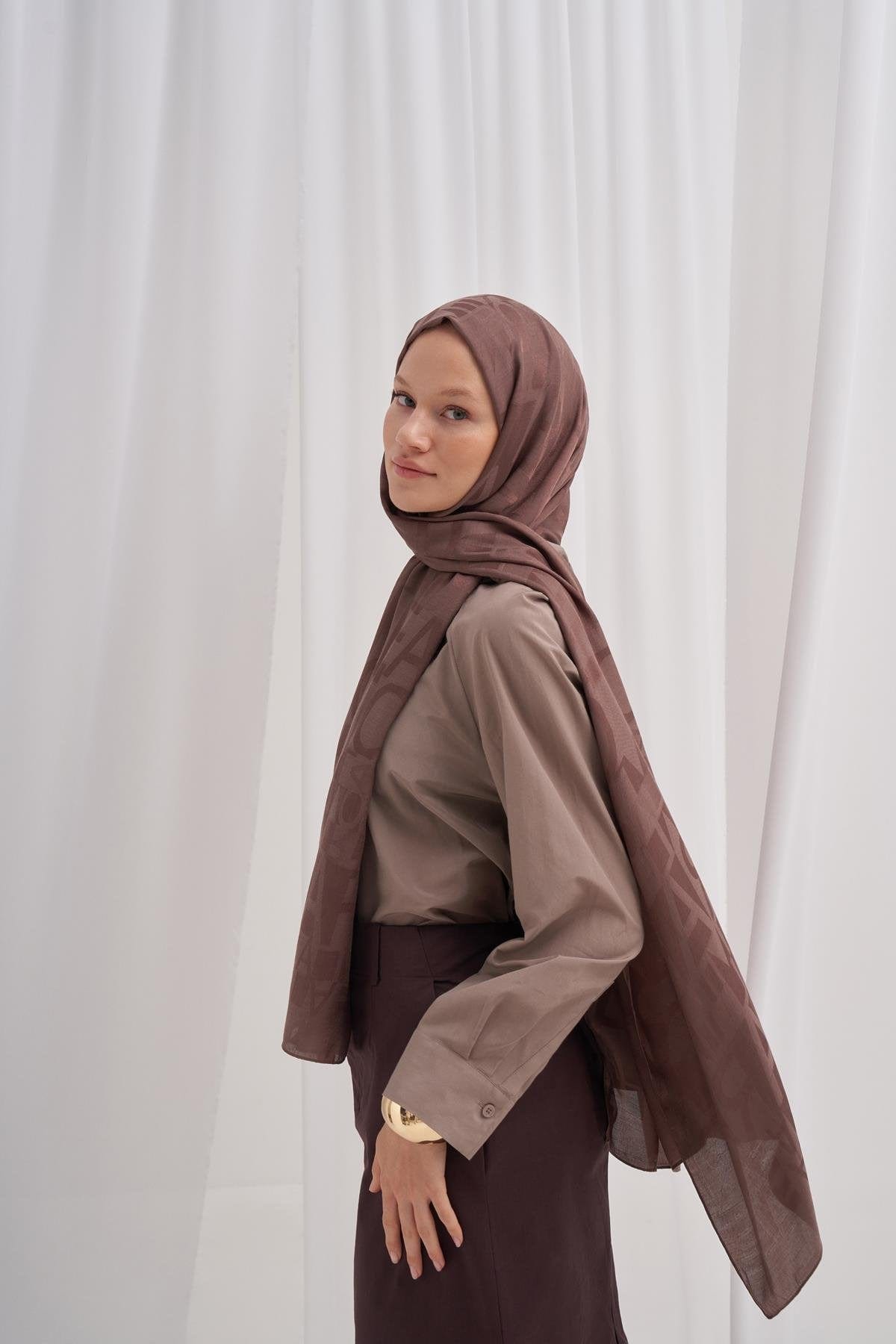 script-pattern-jacquard-italian-silk-scarf-soft-brown-762.jpg