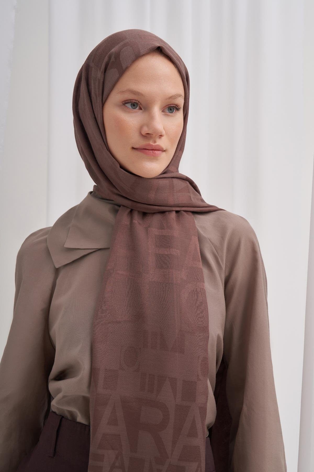script-pattern-jacquard-italian-silk-scarf-soft-brown-764.jpg