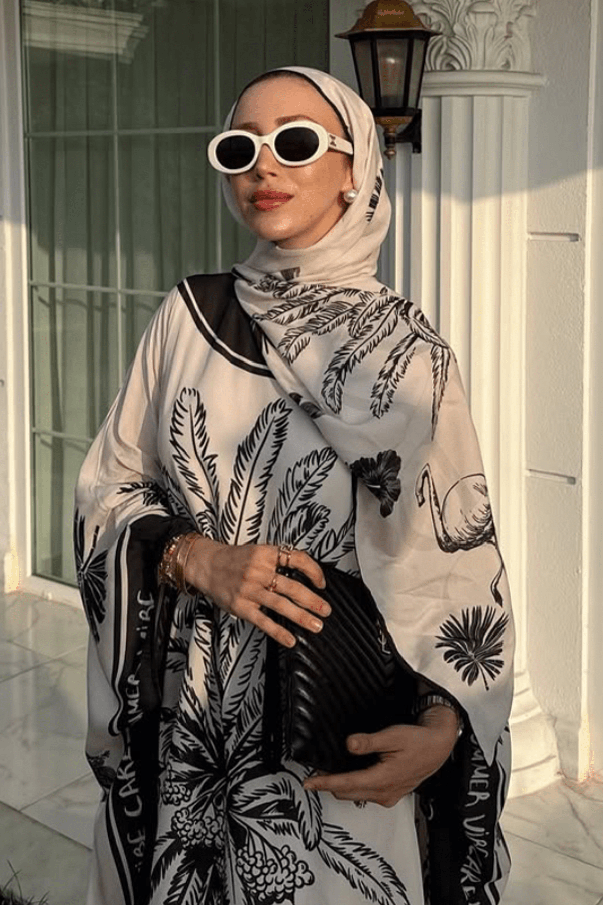 seda-aydin-s-choice-noir-floral-monogram-viscose-scarf-cream-1079.png