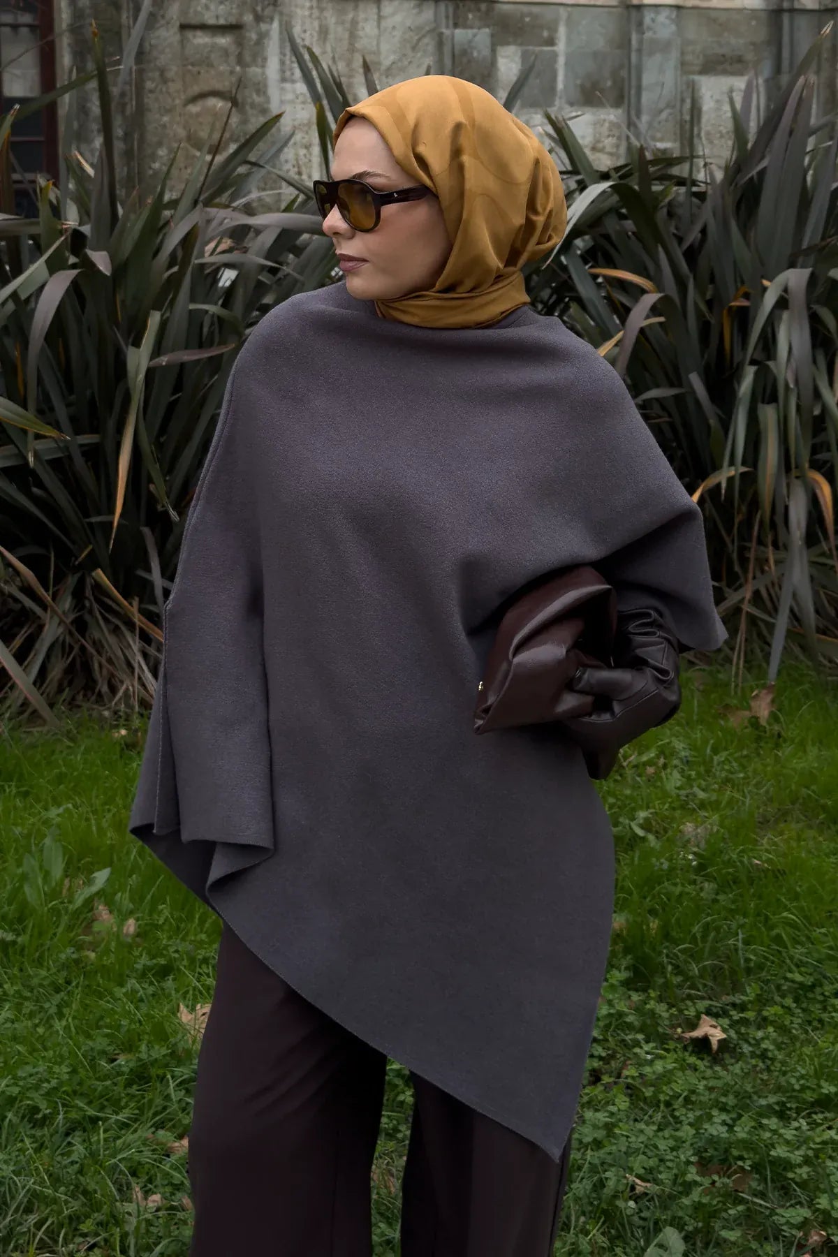Seher Agrak's Choice: Asymmetric Knit Robe Anthracite