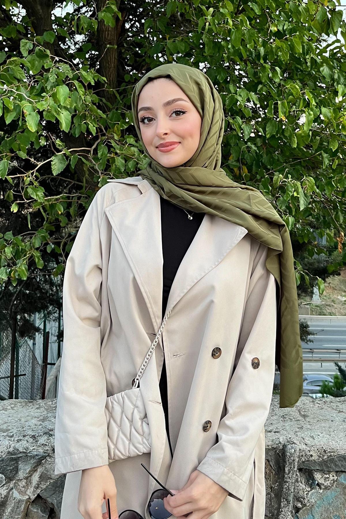 semanur-tekes-s-choice-diamond-pattern-cotton-silk-scarf-with-olive-green-2493.jpg