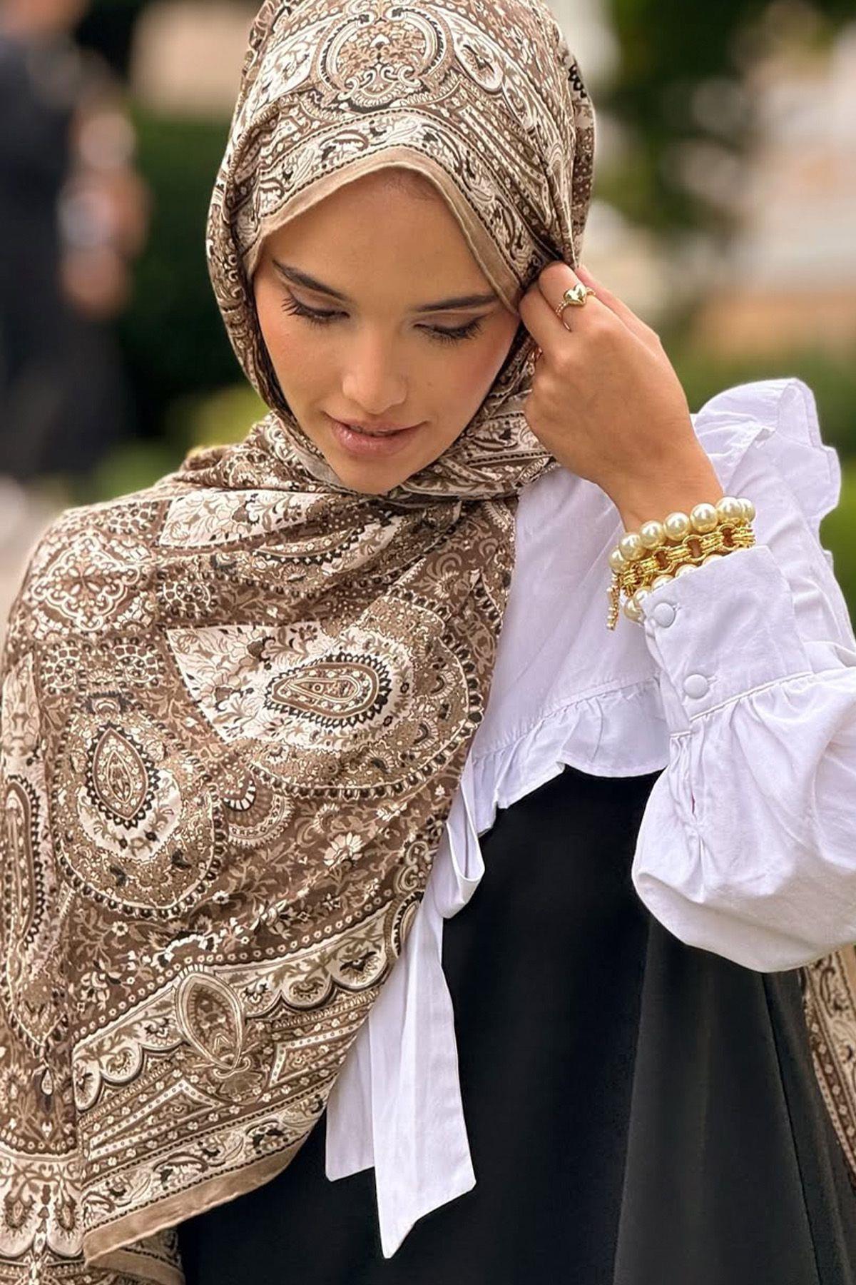 Sena Karlıoğlu's Choice: Whisper Comfy Silk Scarf Camel