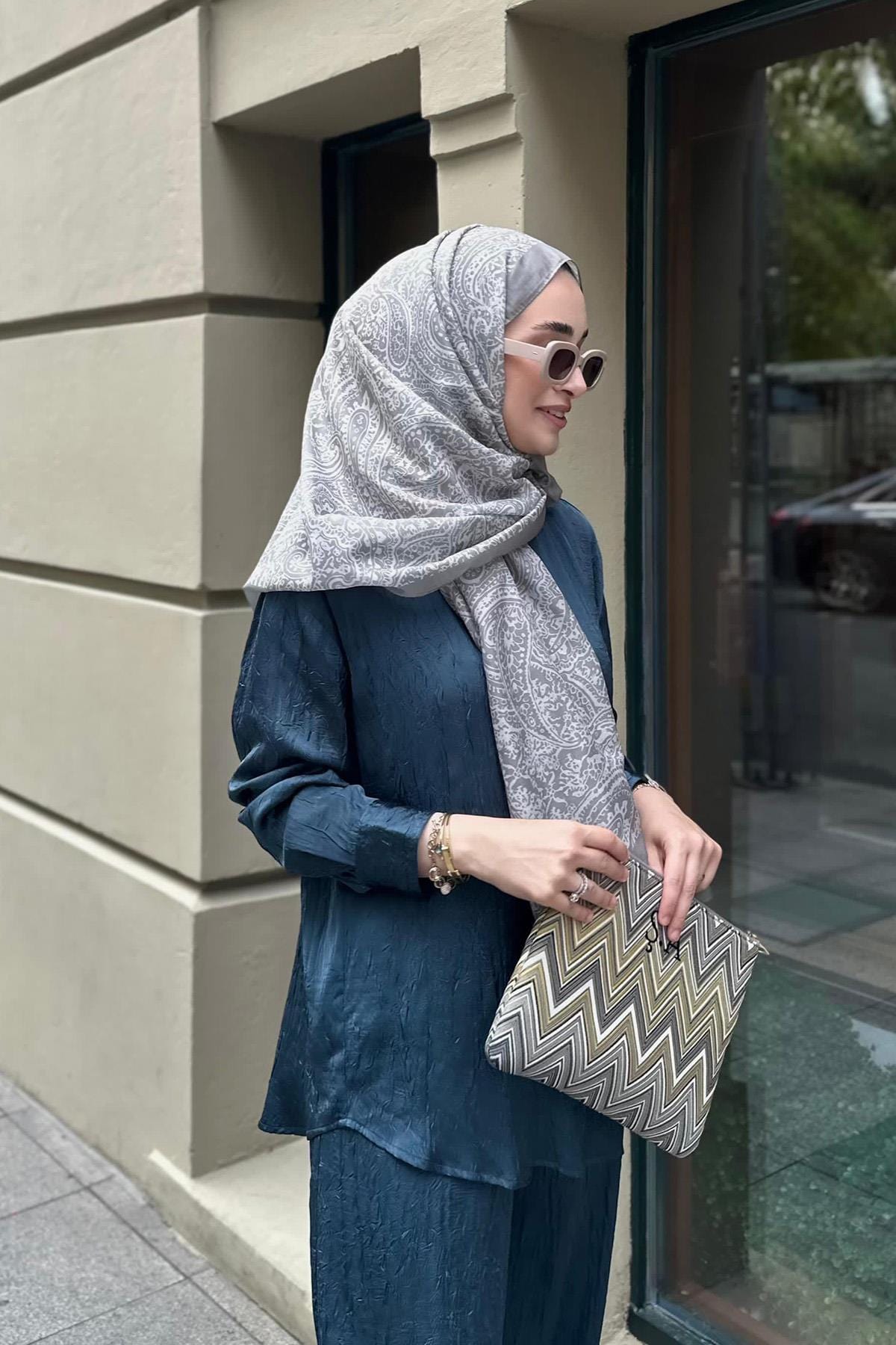 seyma-albayrak-s-choice-mist-nilla-cotton-scarf-light-gray-2102.jpg