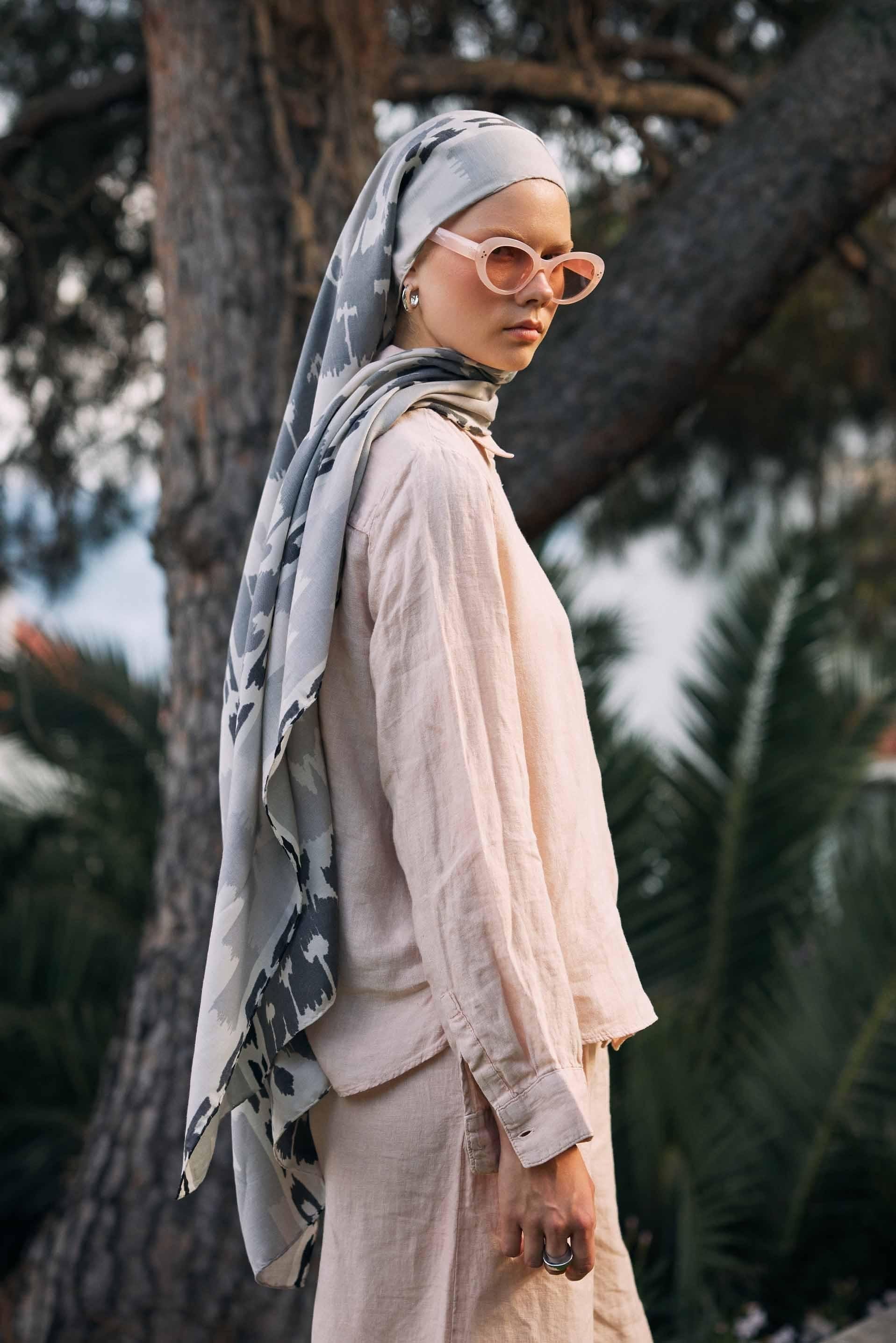 Silver Mist Comfy Silk Scarf