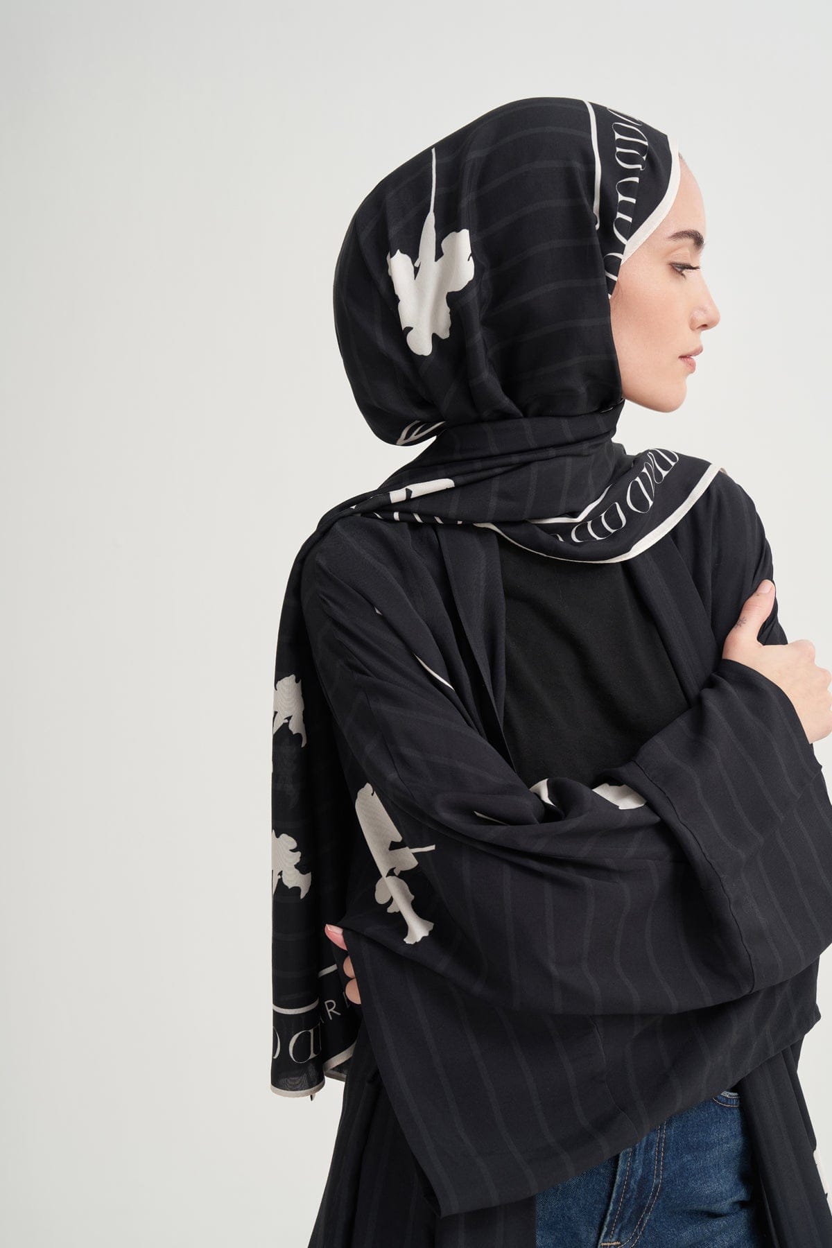 Sira Monogram Viscose Scarf Black