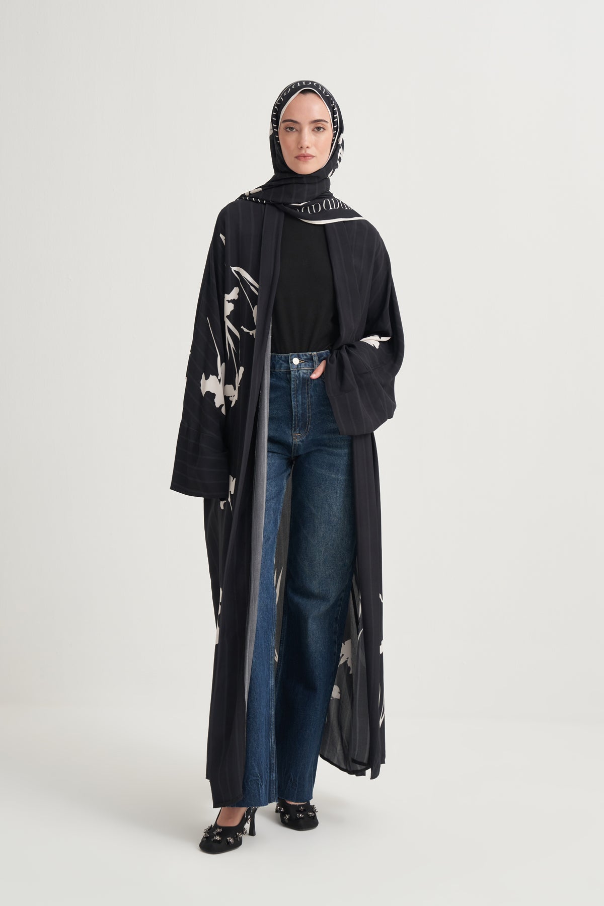 Sira Premium Viscose Abaya Black