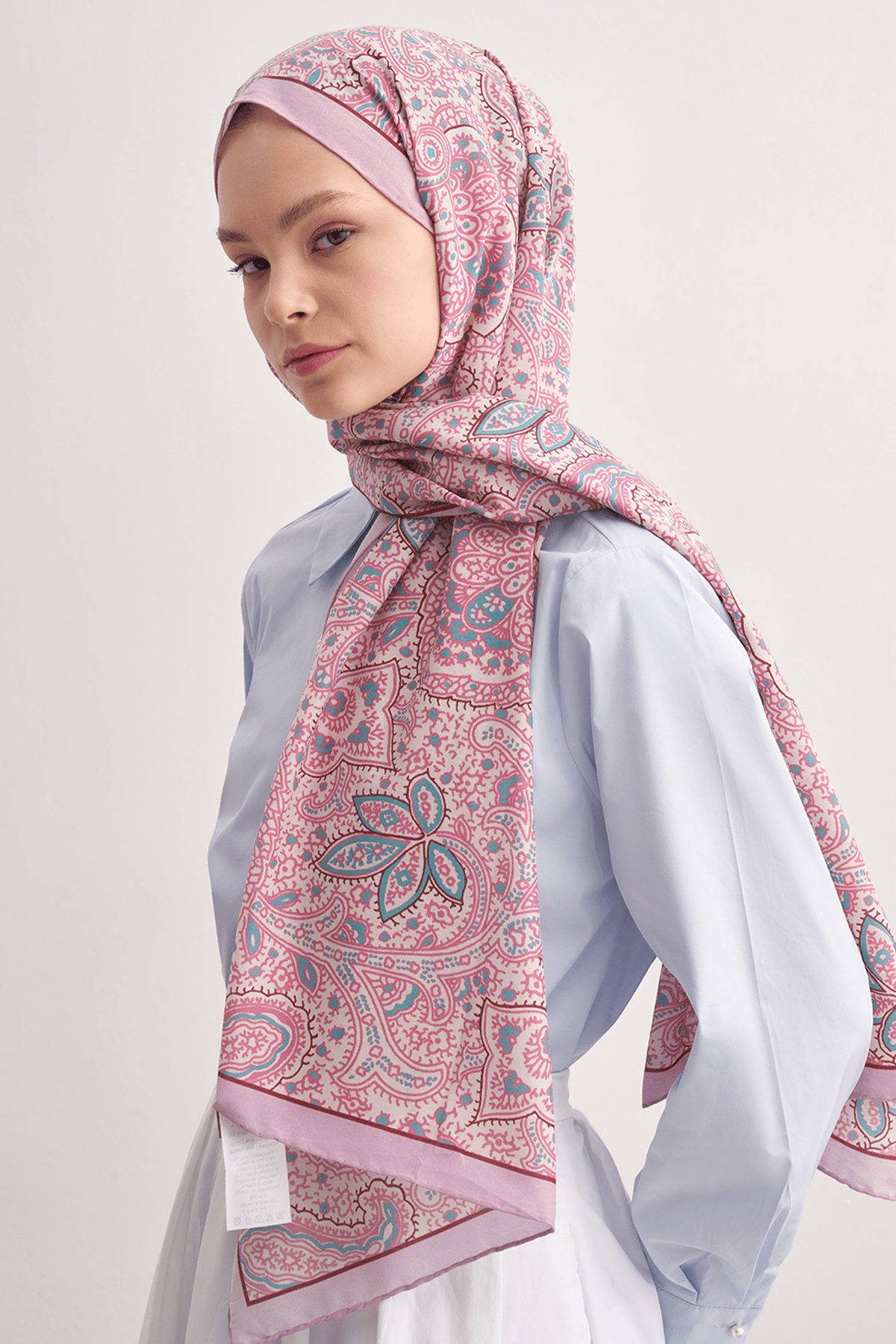 sky-early-silk-scarf-pink-2828.png