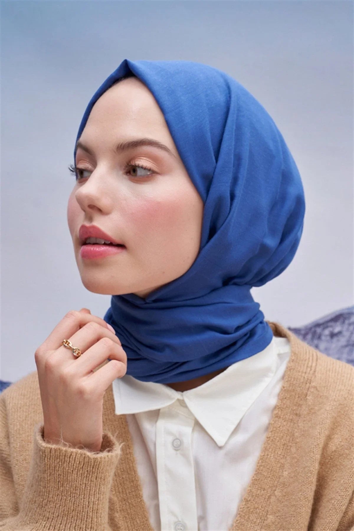 square-patterned-modal-jacquard-scarf-indigo-2954.jpg