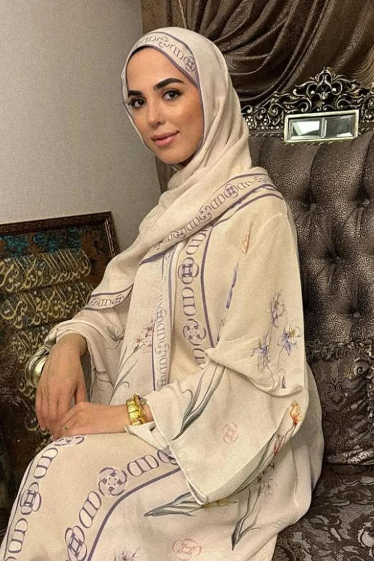 Sümeyra Balyen's Choice: Palmara Monogram Viscose Scarf Ecru