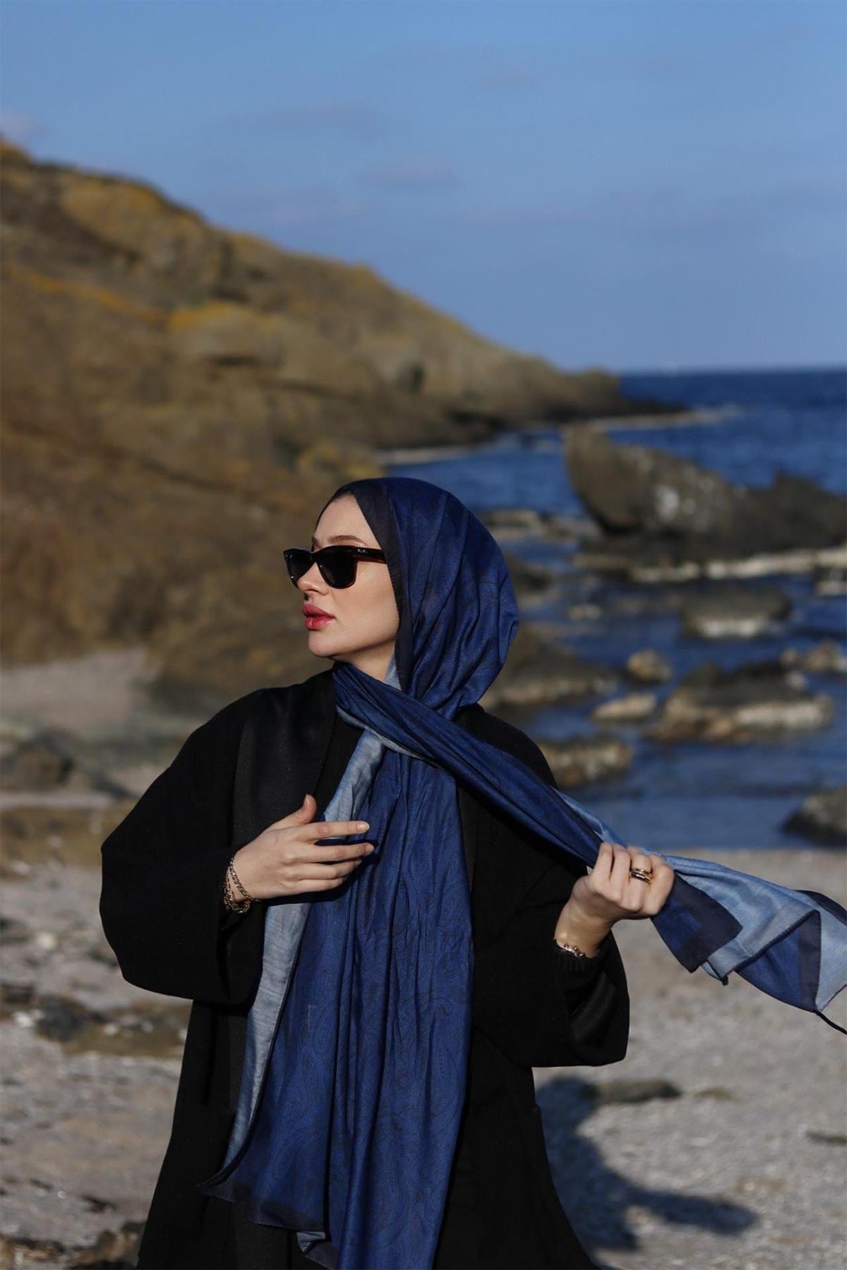 sumeyra-yilmaz-s-choice-mistral-nilla-cotton-scarf-deep-blue-2067.jpg