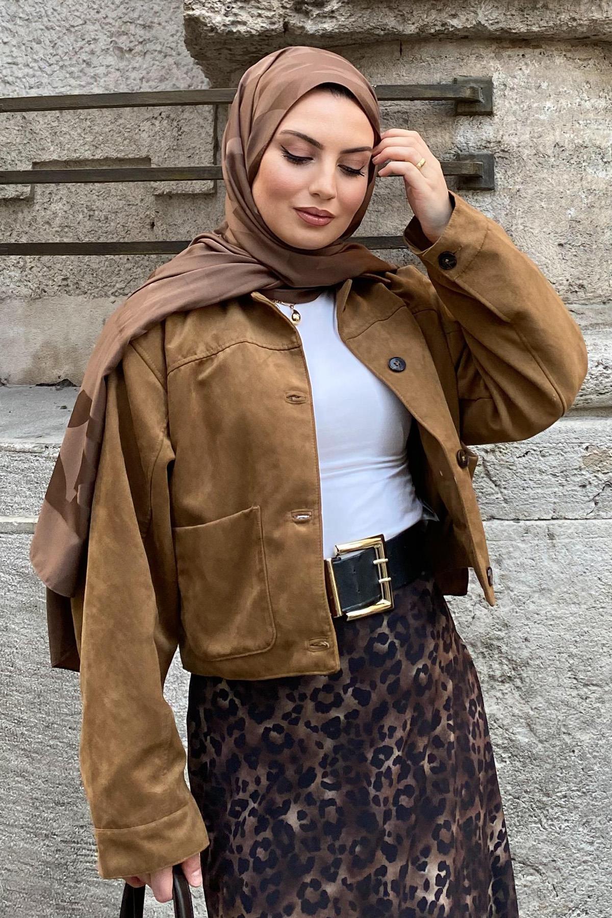 sumeyye-terzi-s-choice-c-pattern-monogram-cotton-silk-scarf-dusty-brown-1032_169cbd75-51ce-47d7-b1da-f7f2ec134163.jpg