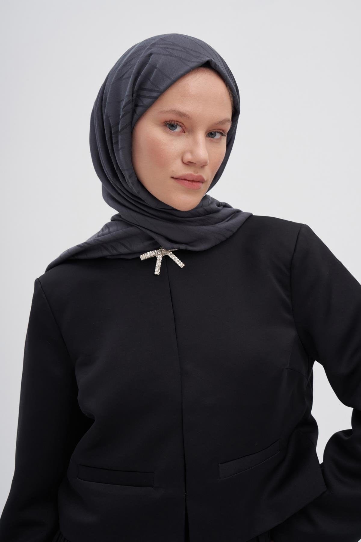 Symmetric Jacquard Italian Silk Scarf Anthracite