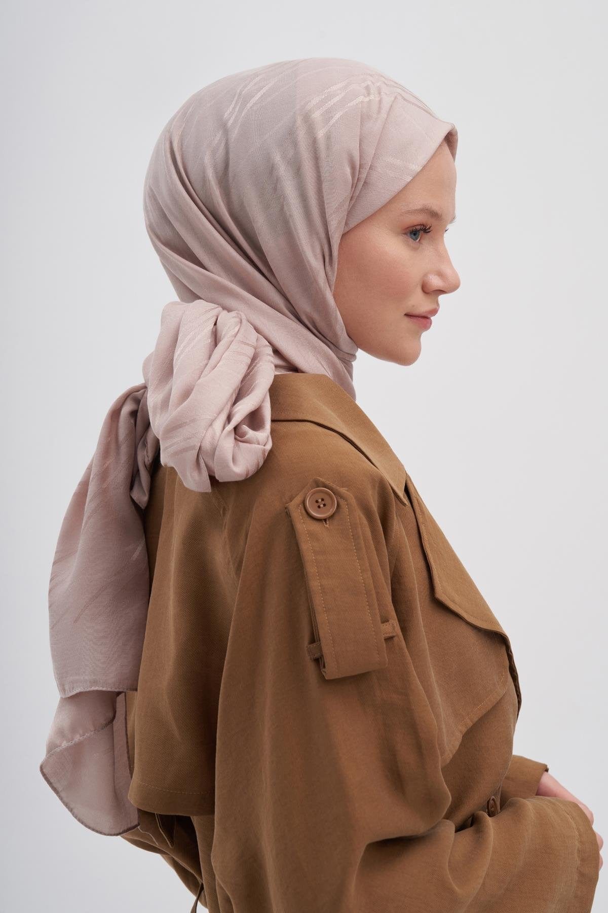Symmetric Jacquard Italian Silk Scarf Cream