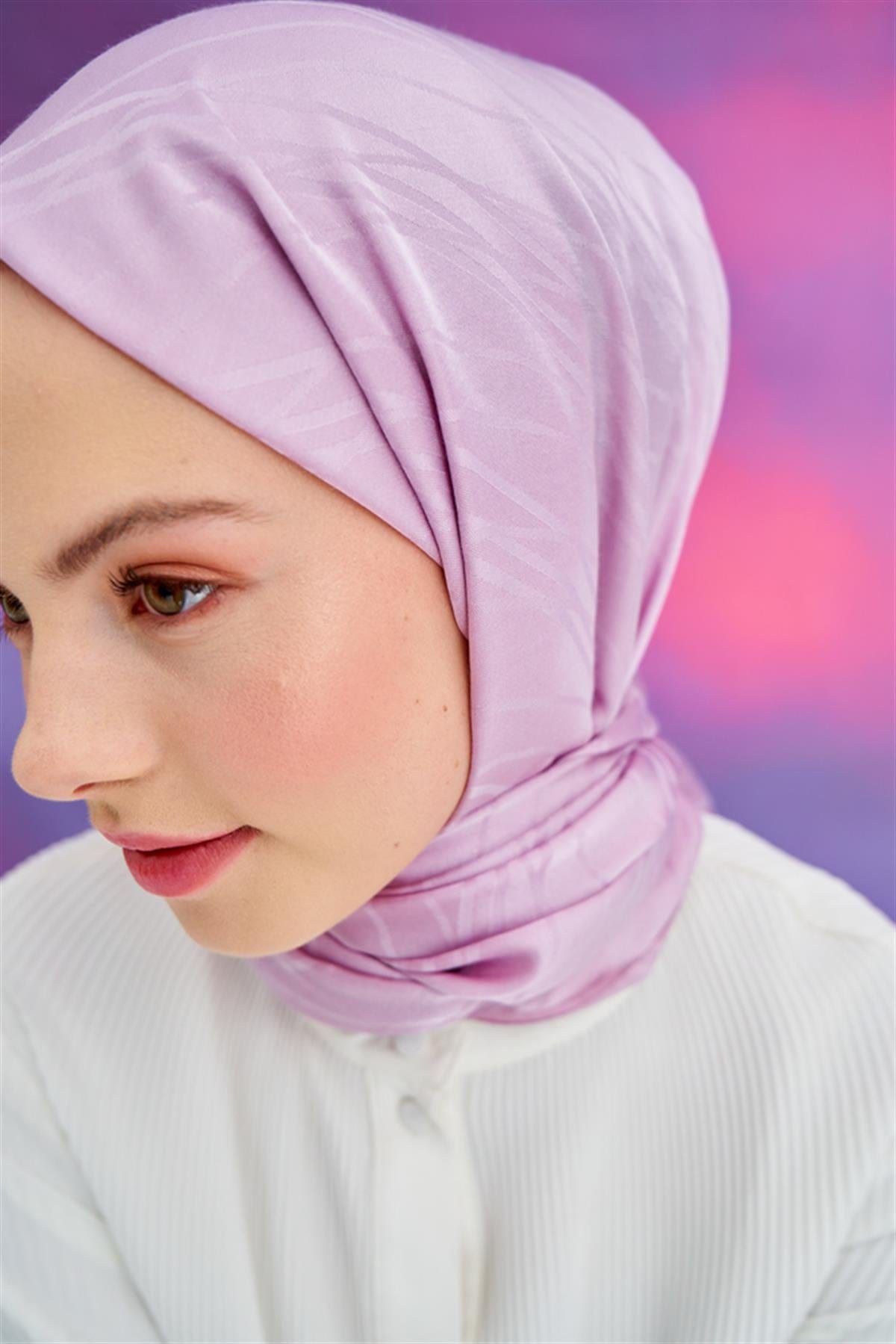 Symmetric Jacquard Italian Silk Scarf Lilac