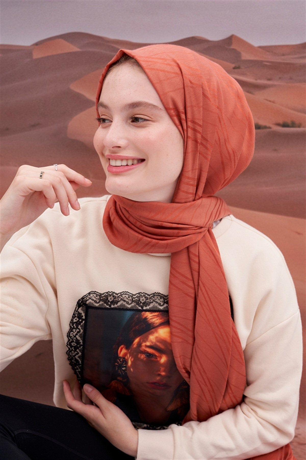 symmetric-jacquard-italian-silk-scarf-tile-419.jpg