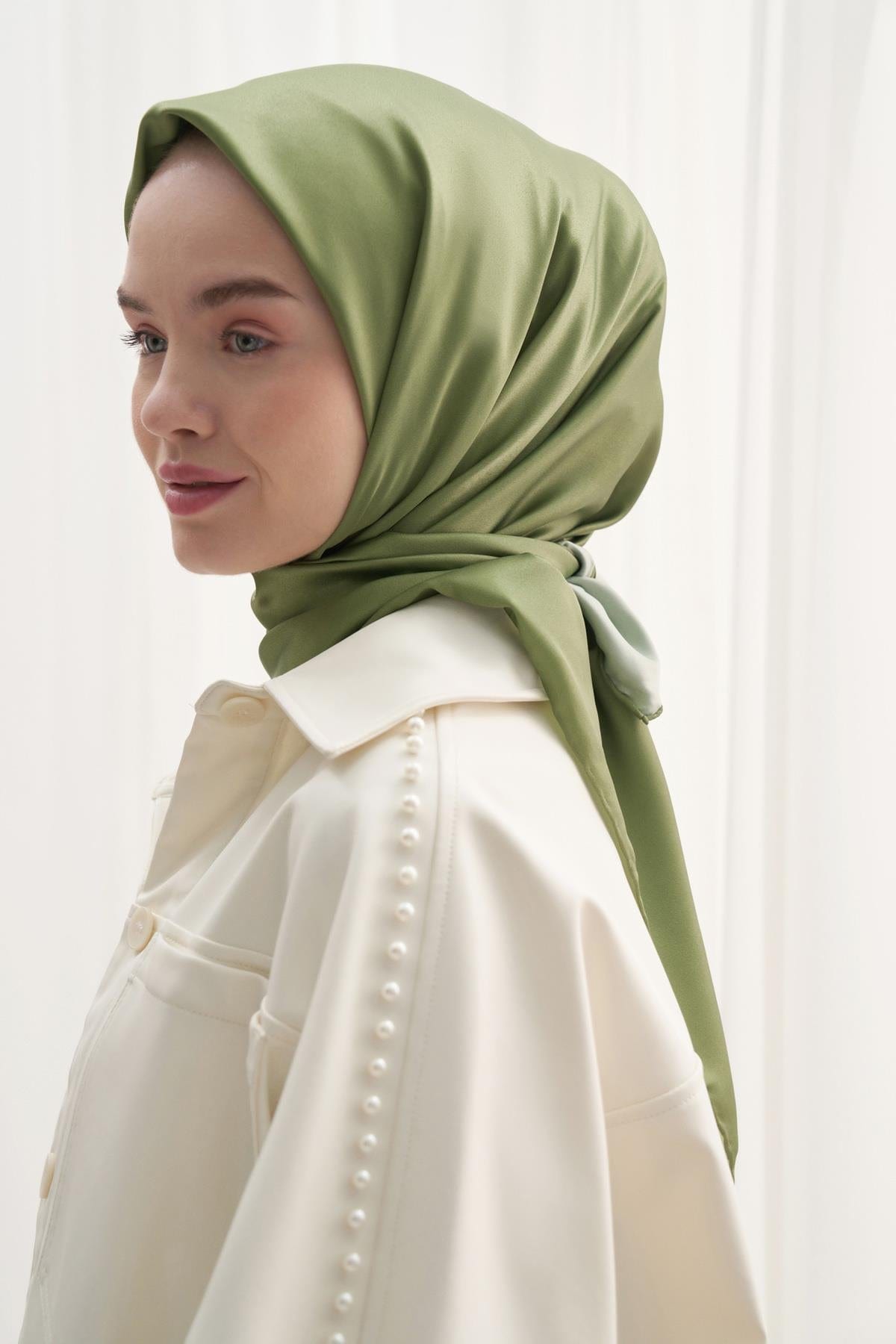 Twill Square Scarf Green