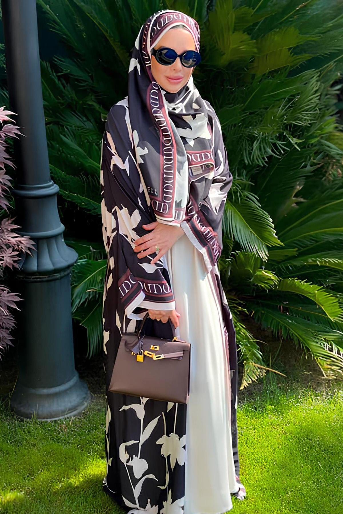 ummugulsum-elkhatroushi-s-choice-azelina-viscose-abaya-black-1545.jpg