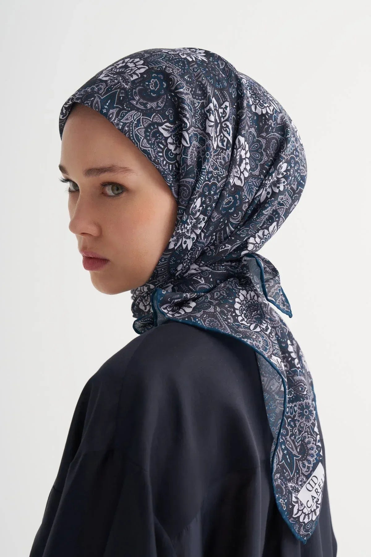 velora-soft-scarf-petrol-blue-4877_18db3ef7-dd3f-4250-b475-6f9dc10c6ba8 - Carell Hijab