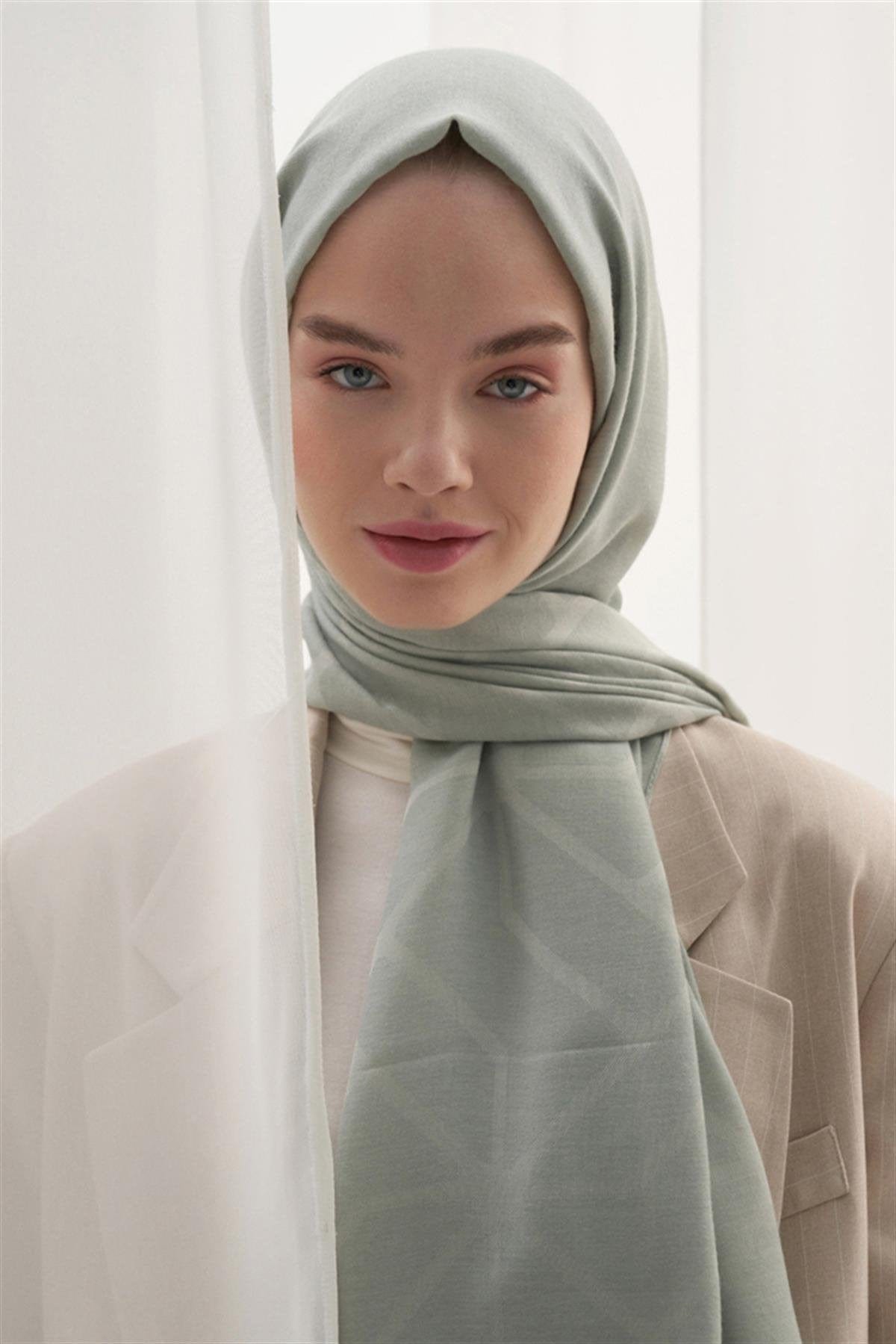 vence-double-sided-geometric-pattern-scarf-mint-882.jpg