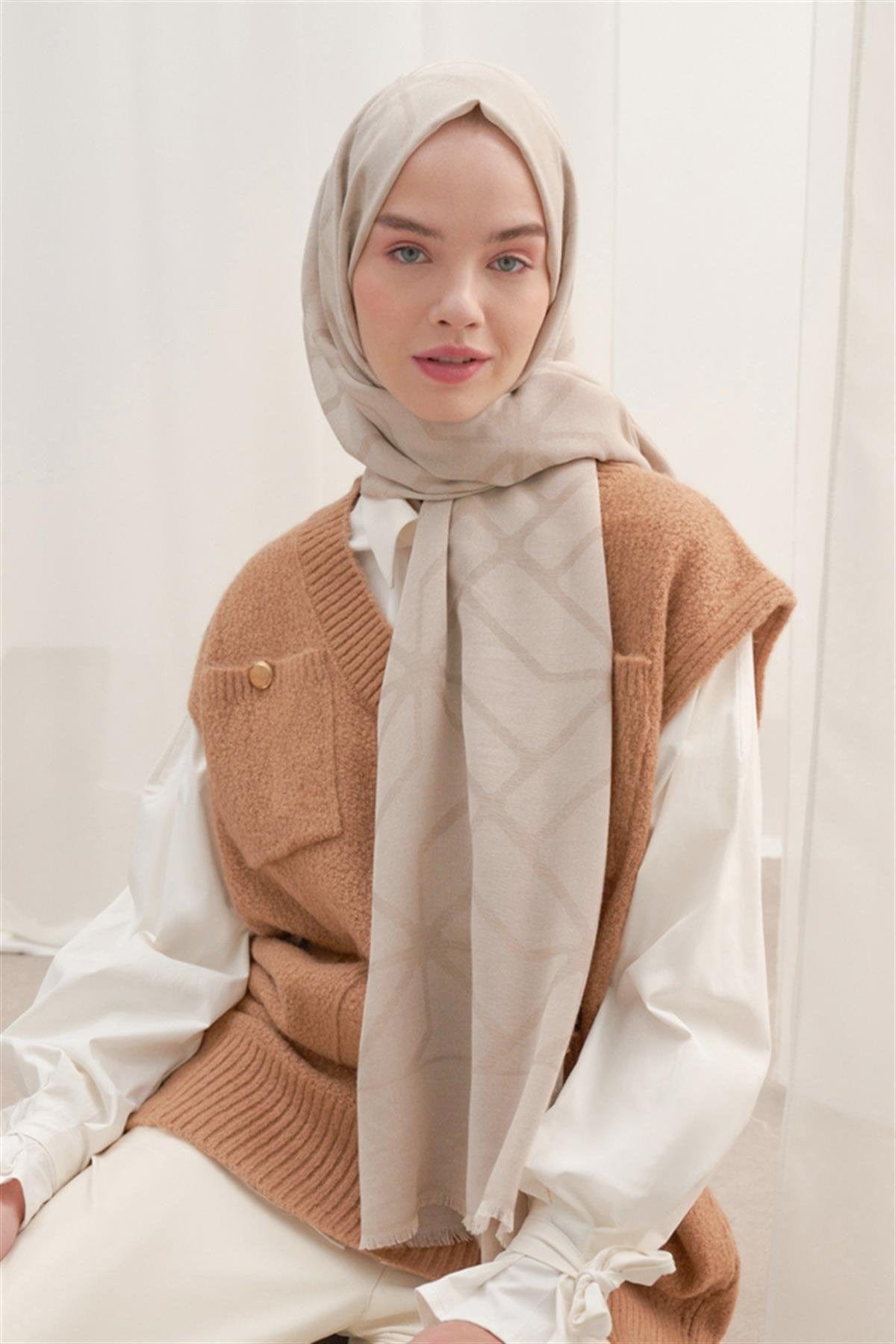 vence-double-sided-geometric-pattern-scarf-stone-1137.jpg