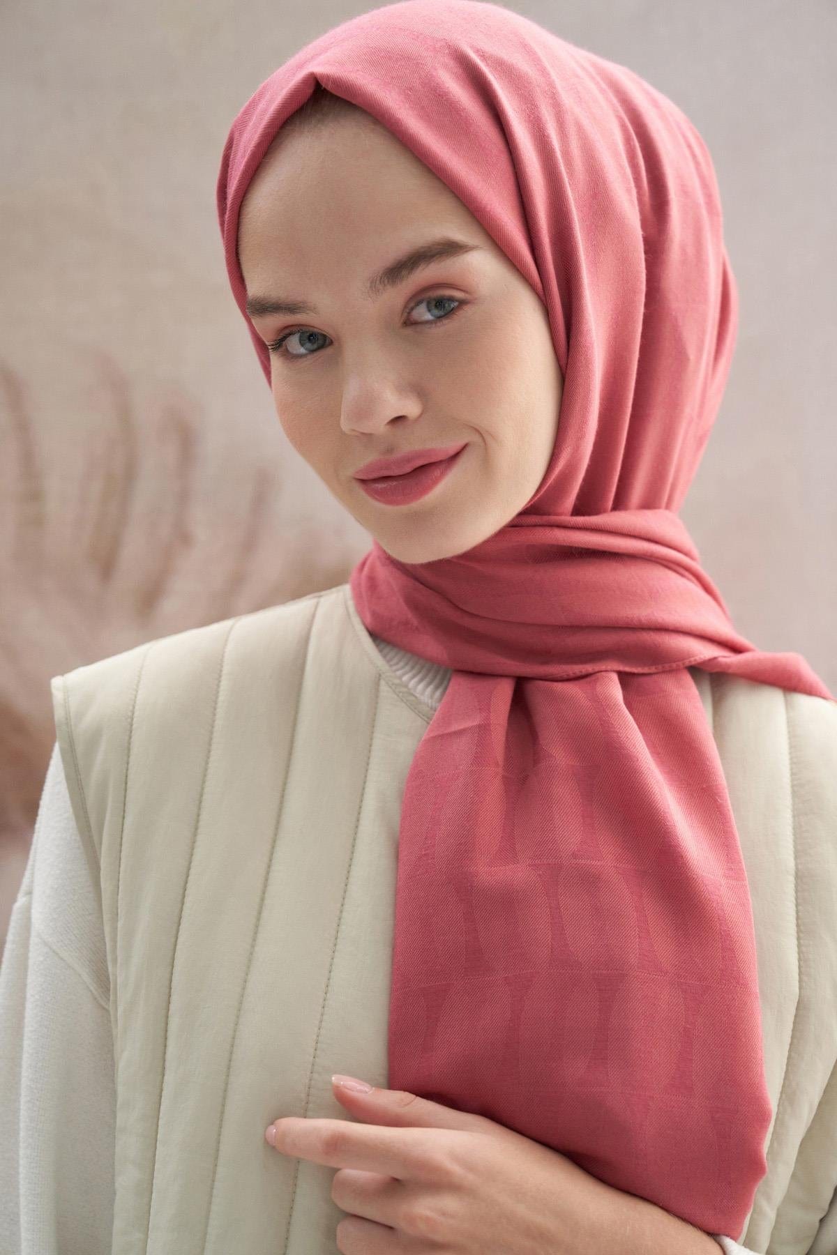 vence-double-sided-mio-pattern-scarf-coral-807.jpg