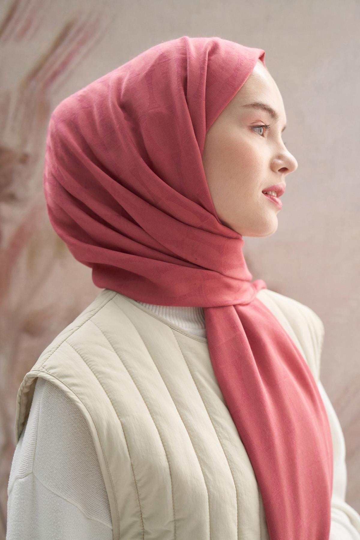 vence-double-sided-mio-pattern-scarf-coral-808.jpg