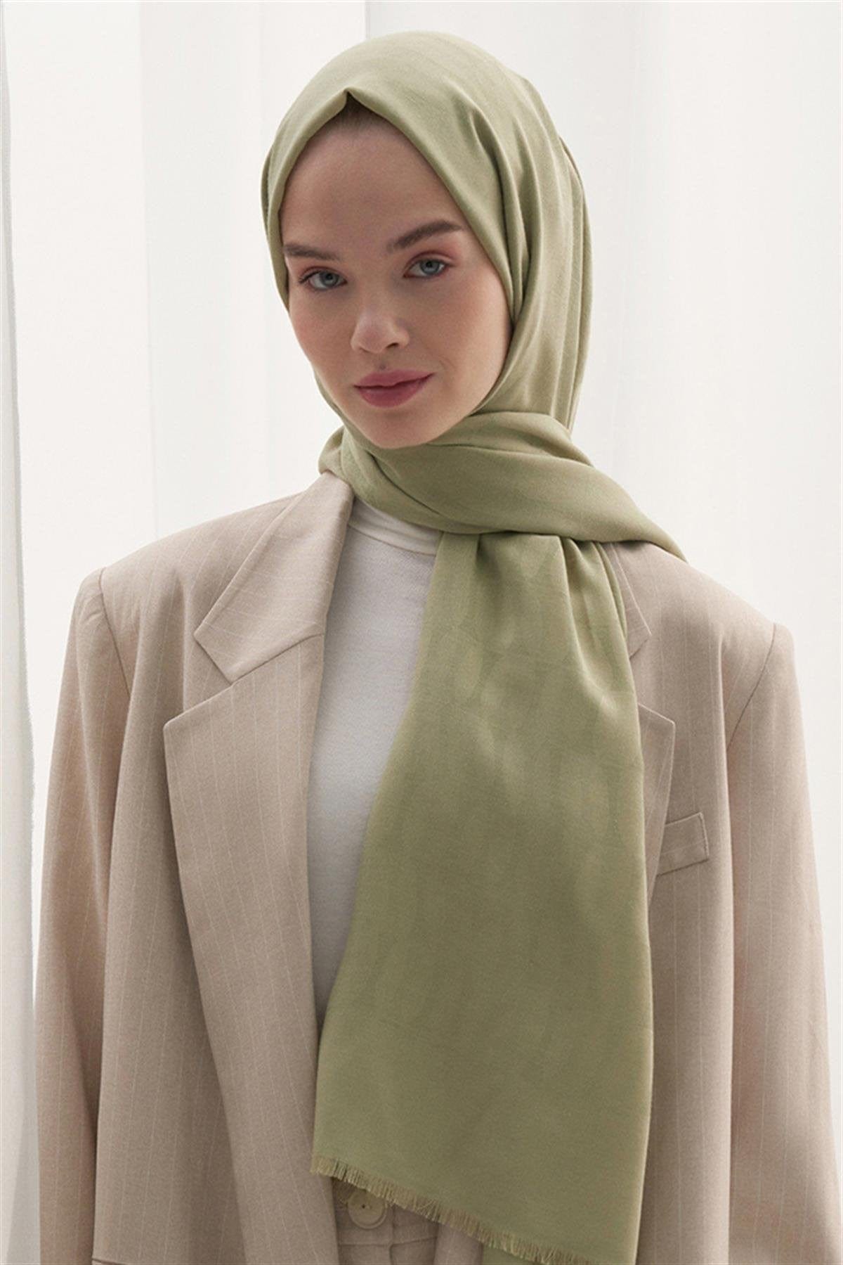 vence-double-sided-mio-pattern-scarf-grass-green-790.jpg