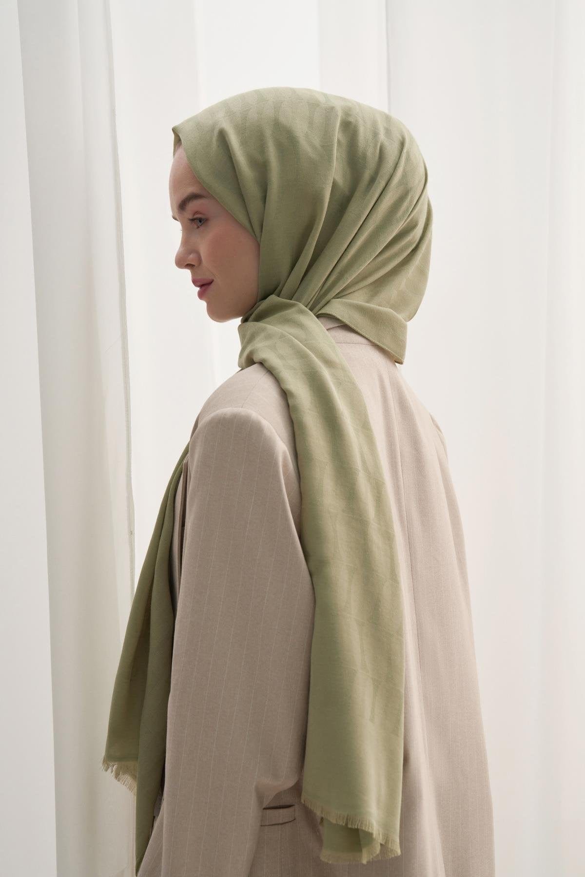 Vence-Double Sided Mio Pattern Scarf Grass Green