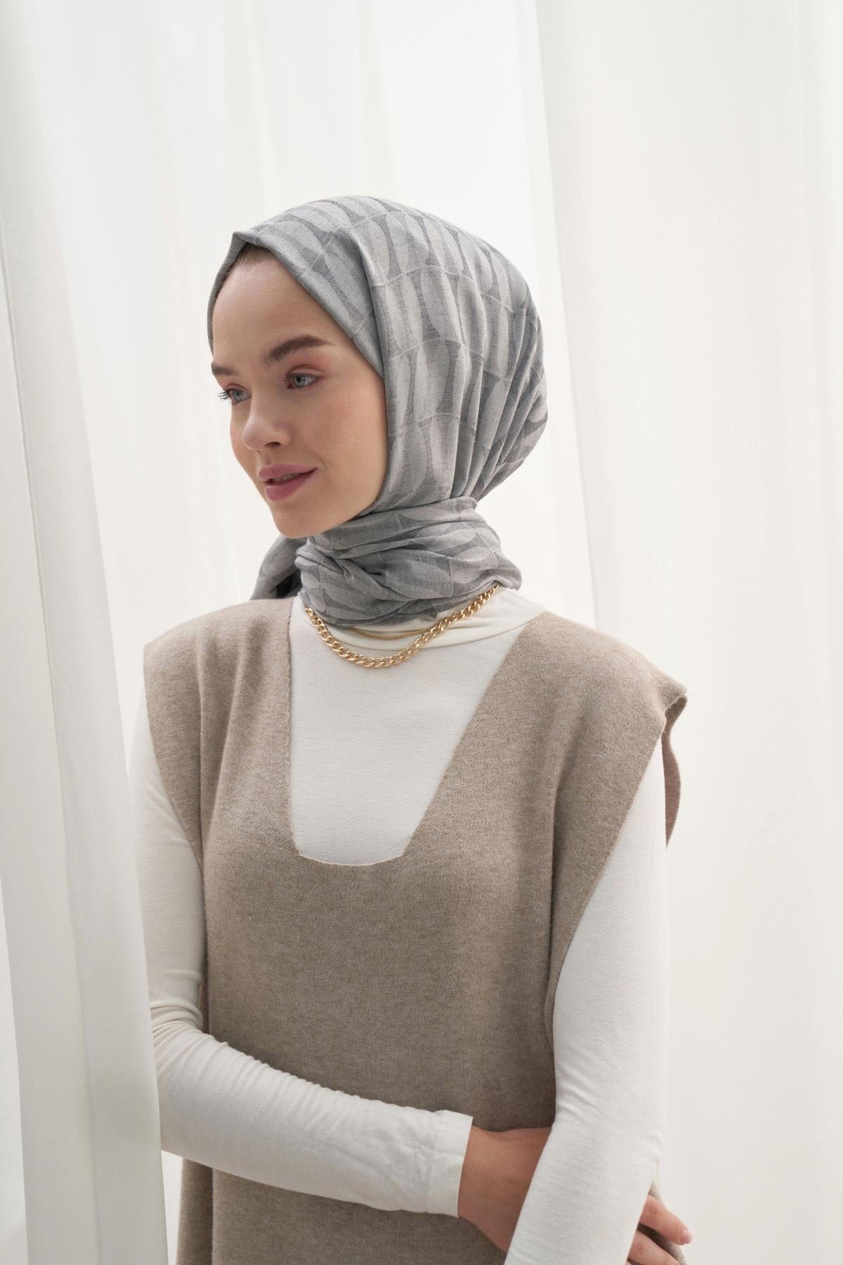 Vence-Double Sided Mio Pattern Scarf Gray