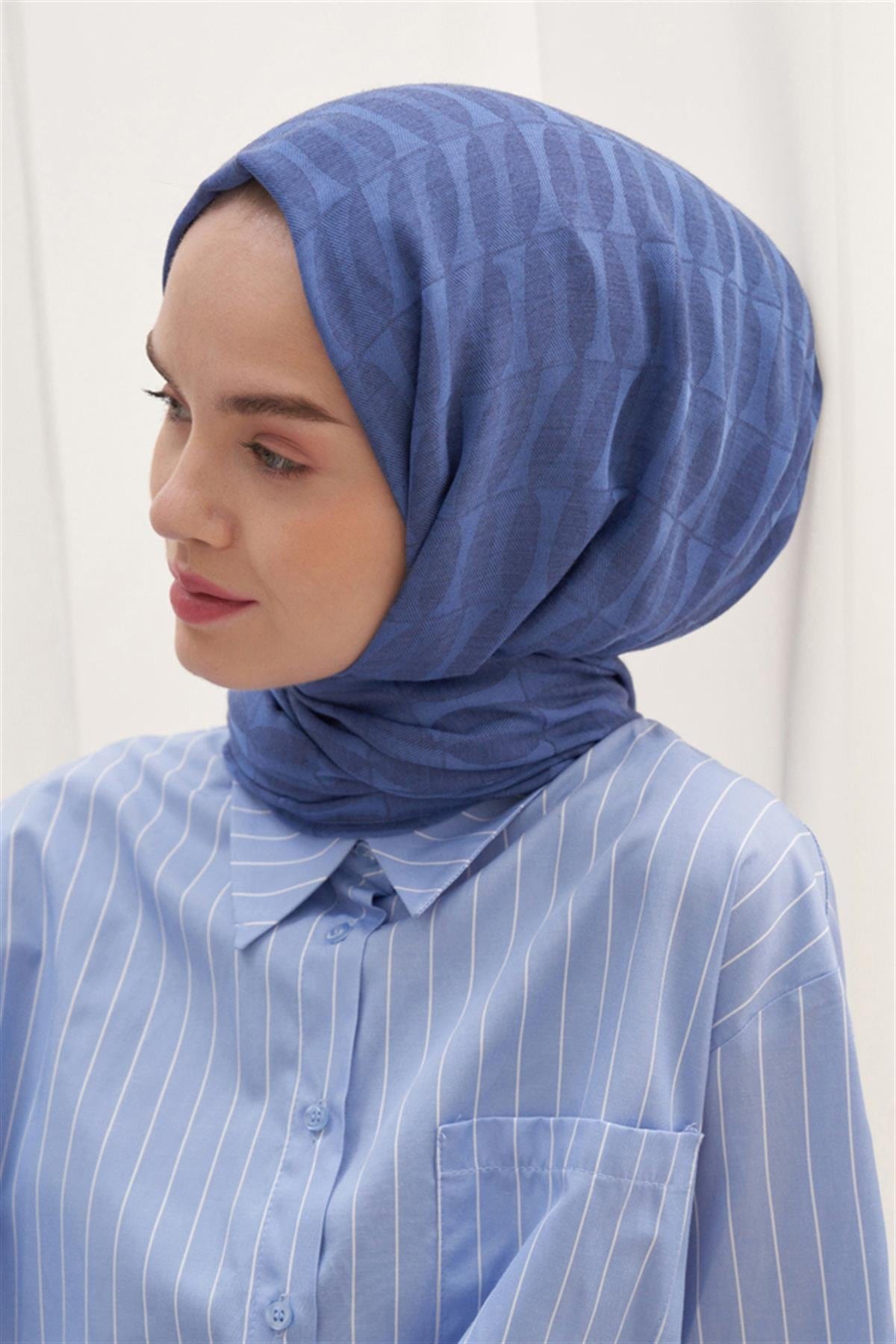 Vence-Double Sided Mio Pattern Scarf Indigo