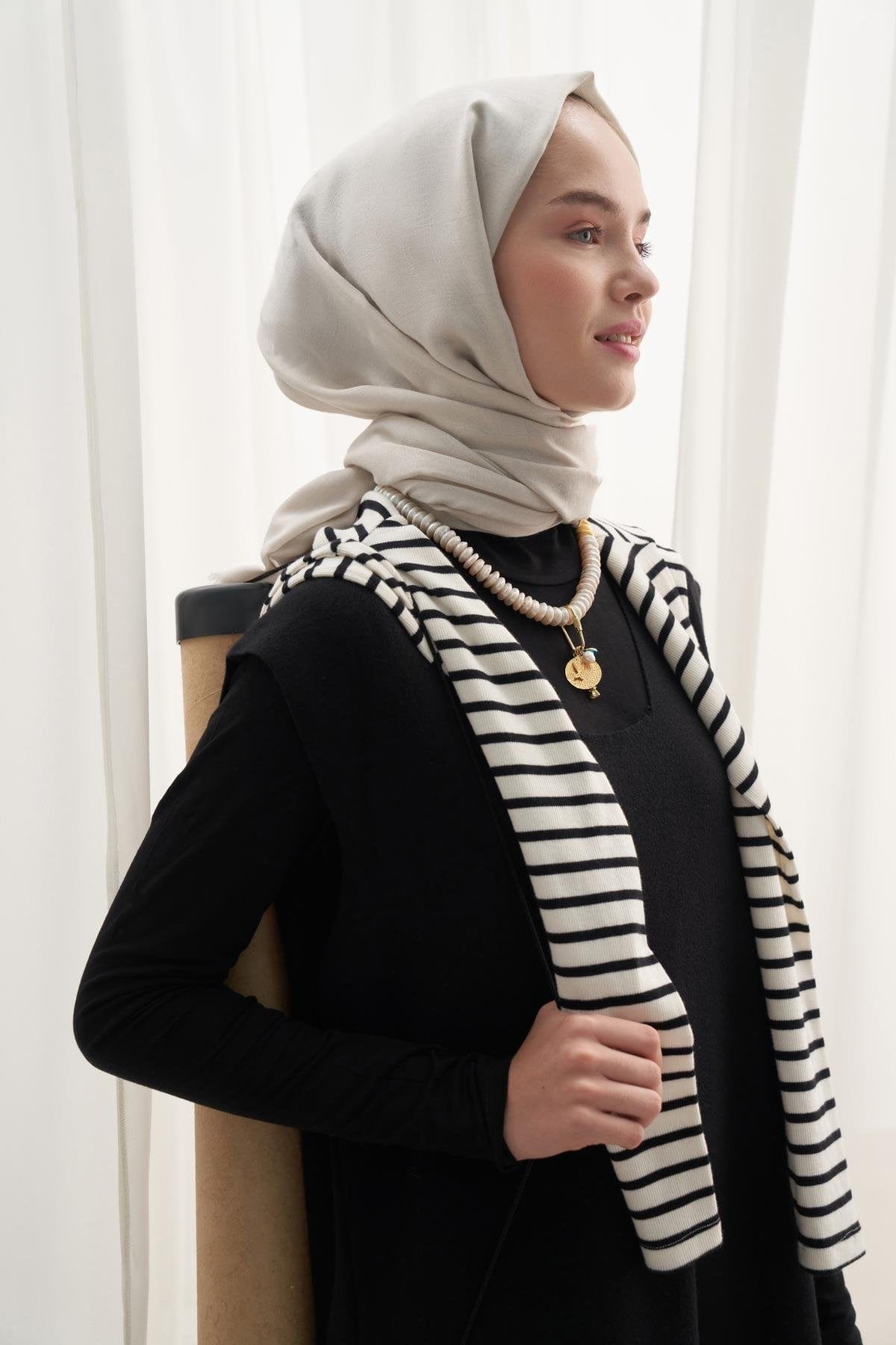 Vence-Double Sided Mio Pattern Scarf Silver