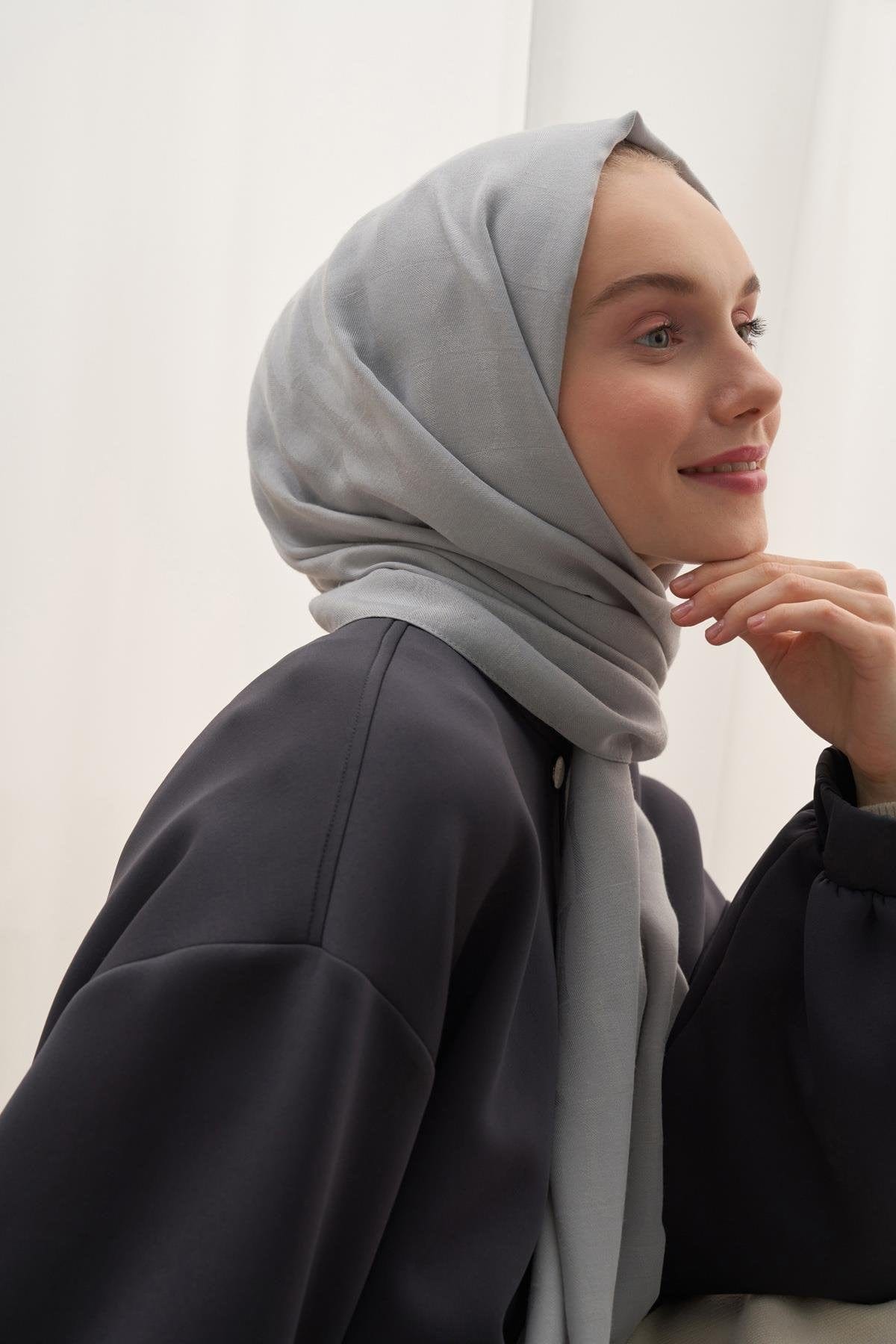 Vence-Double Sided Mio Pattern Scarf Silver Gray