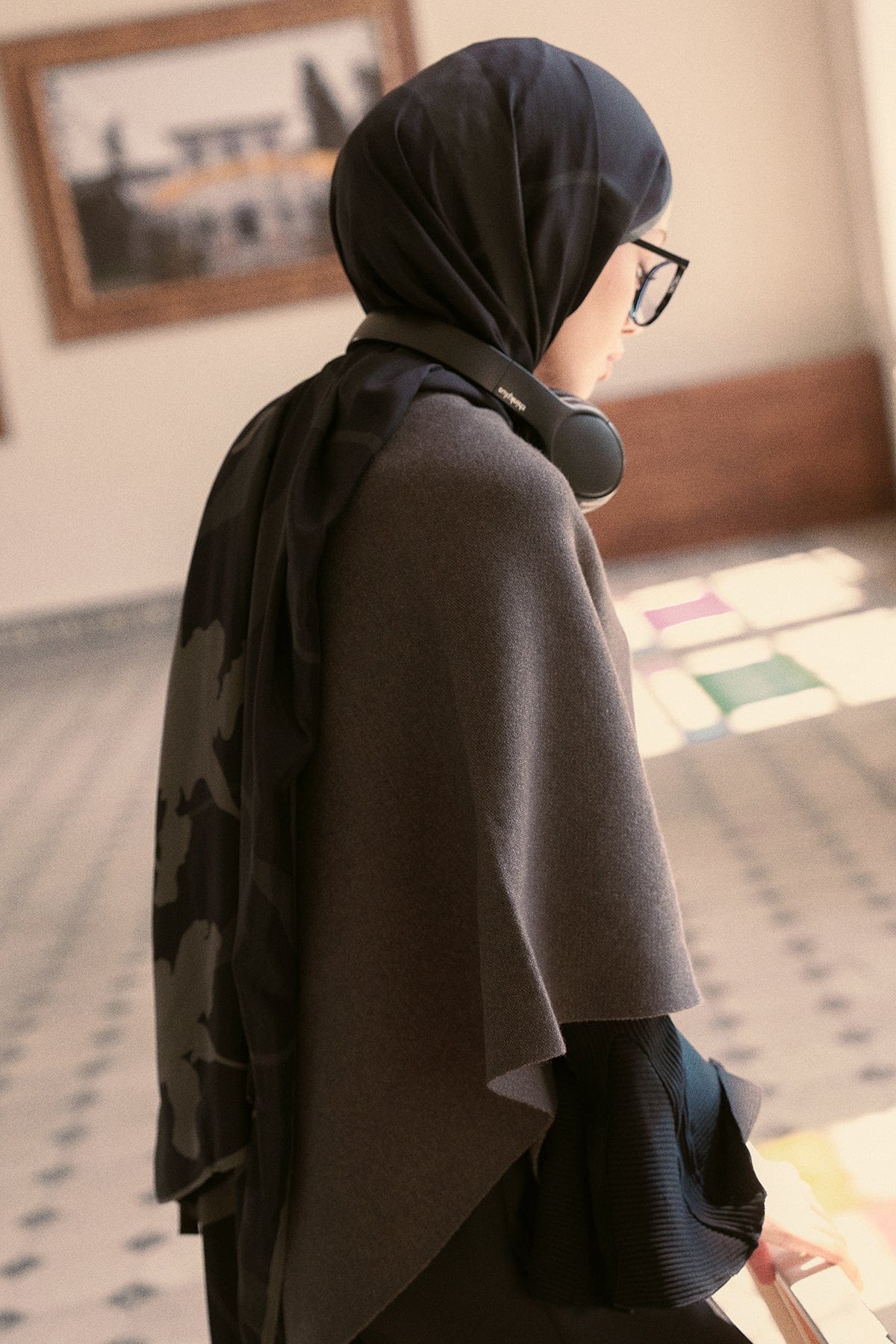 Vera Monogram Viscose Scarf Anthracite