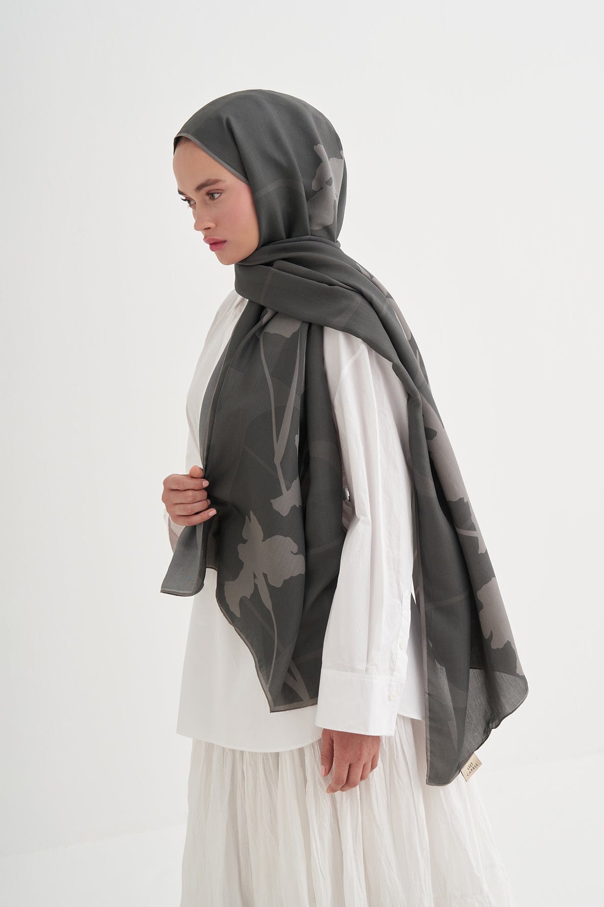 Vera Monogram Viscose Scarf Dark Gray