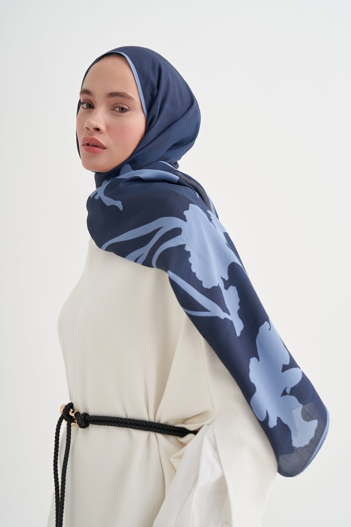 Vera Monogram Viscose Scarf Dark Navy
