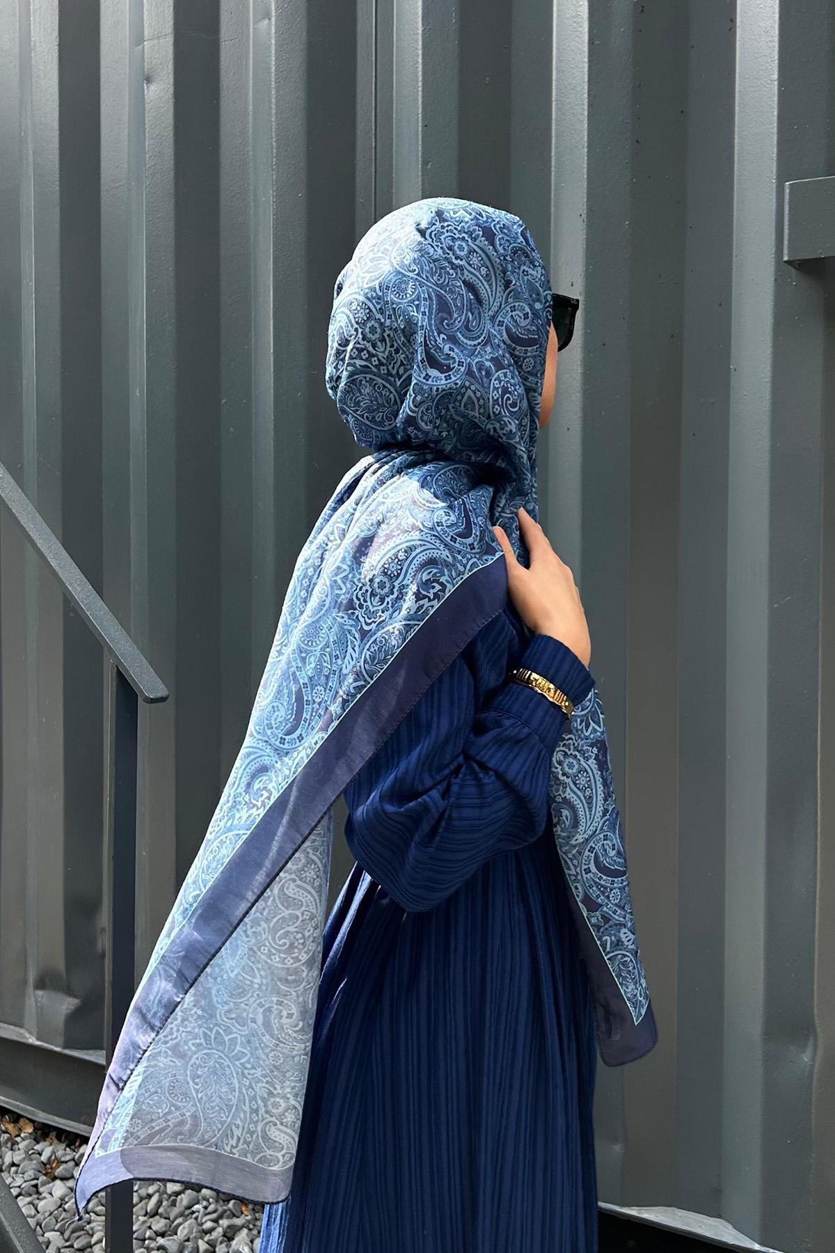 zeynep-akdas-s-choice-mirage-nilla-cotton-scarf-deep-blue-2138.jpg